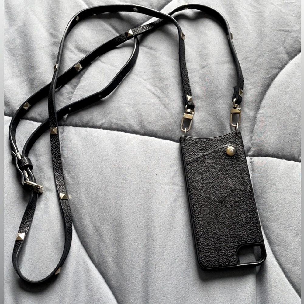 iPhone crossbody
